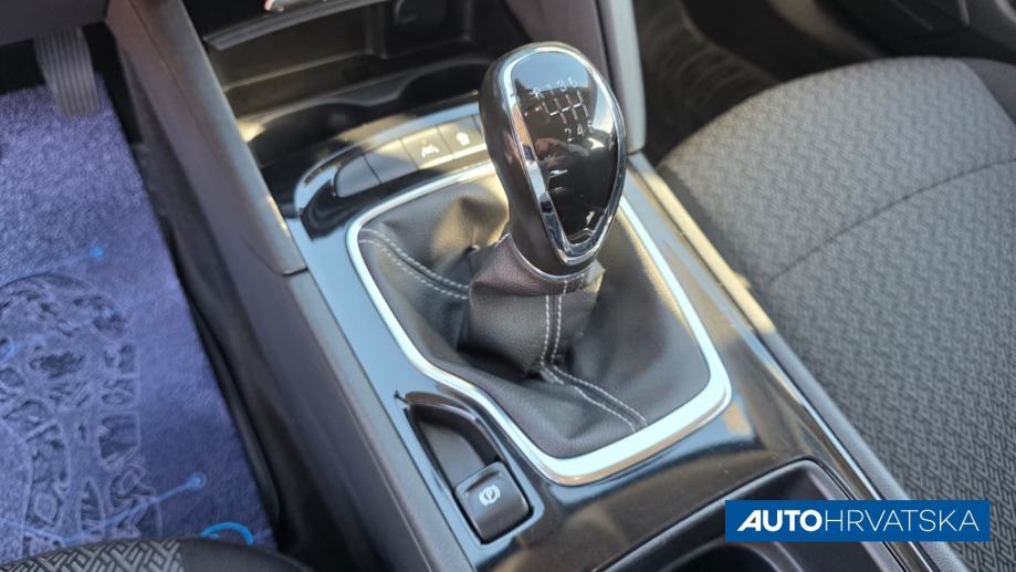 OPEL INSIGNIA 1,6 CDTI EDITION - Jamstvo 15 mjeseci, 10.490,00 €, fotografija 19