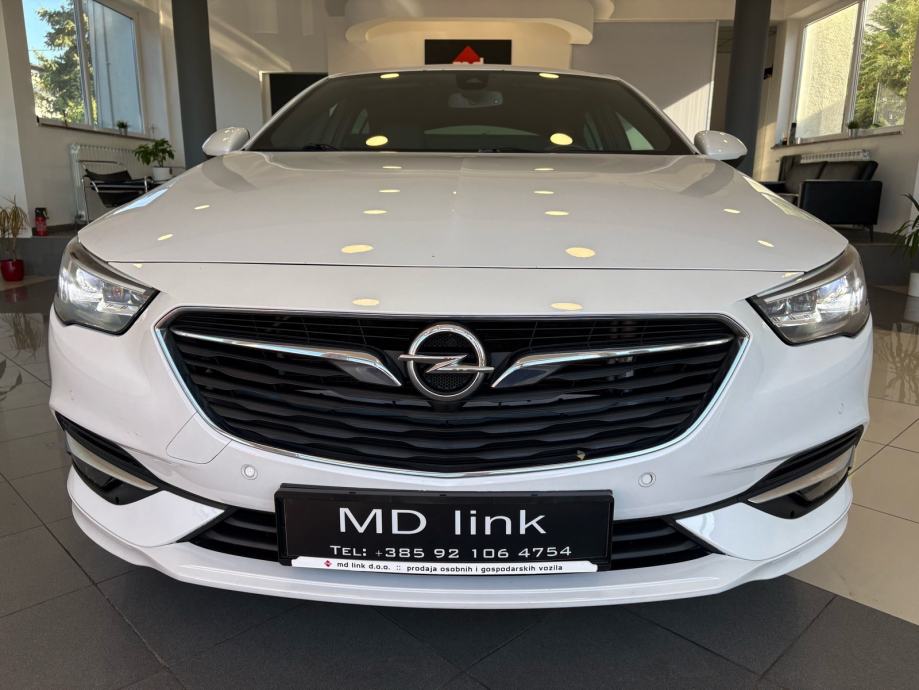 Opel Insignia Grand Sport 1,6 CDTI OPC Line, fotografija 2