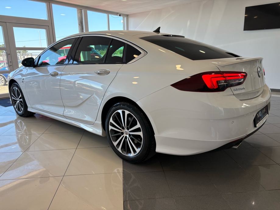 Opel Insignia Grand Sport 1,6 CDTI OPC Line, fotografija 17
