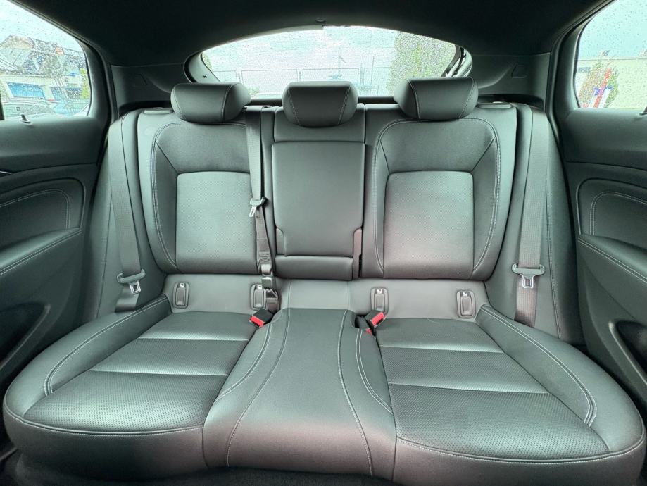 Opel Insignia Grand Sport 1,6 CDTI OPC Line, fotografija 13