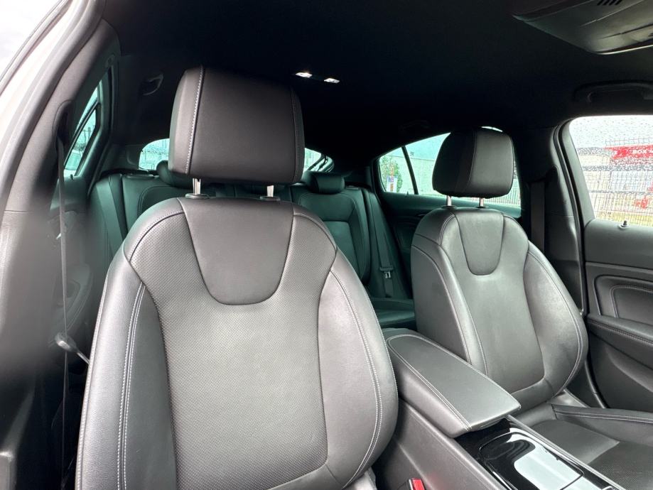 Opel Insignia Grand Sport 1,6 CDTI OPC Line, fotografija 12