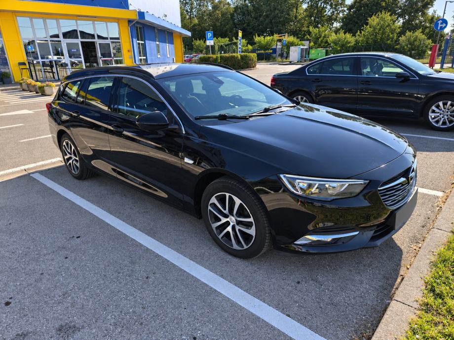 Opel Insigniju Sports Tourer 1.6 CDTI s automatskim mjenjačem, 12/2018, fotografija 4