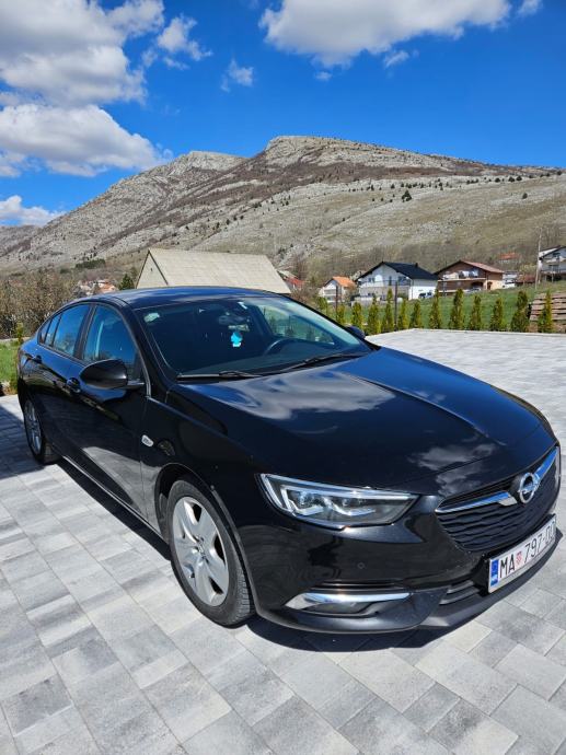 Opel Insignia 1,6 CDTI, fotografija 2