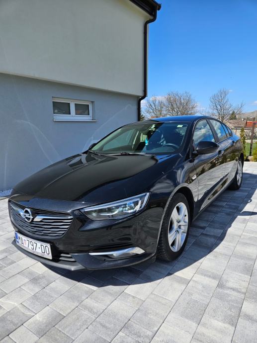 Opel Insignia 1,6 CDTI, fotografija 8