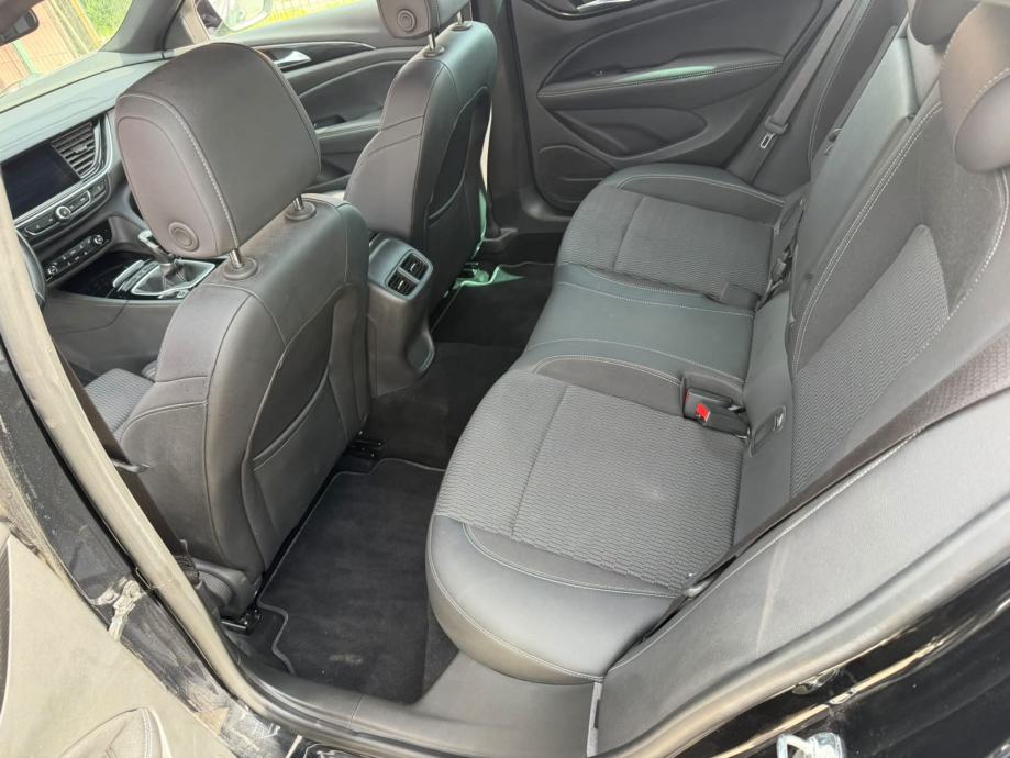 Opel Insignia 1,6 CDTI, fotografija 5