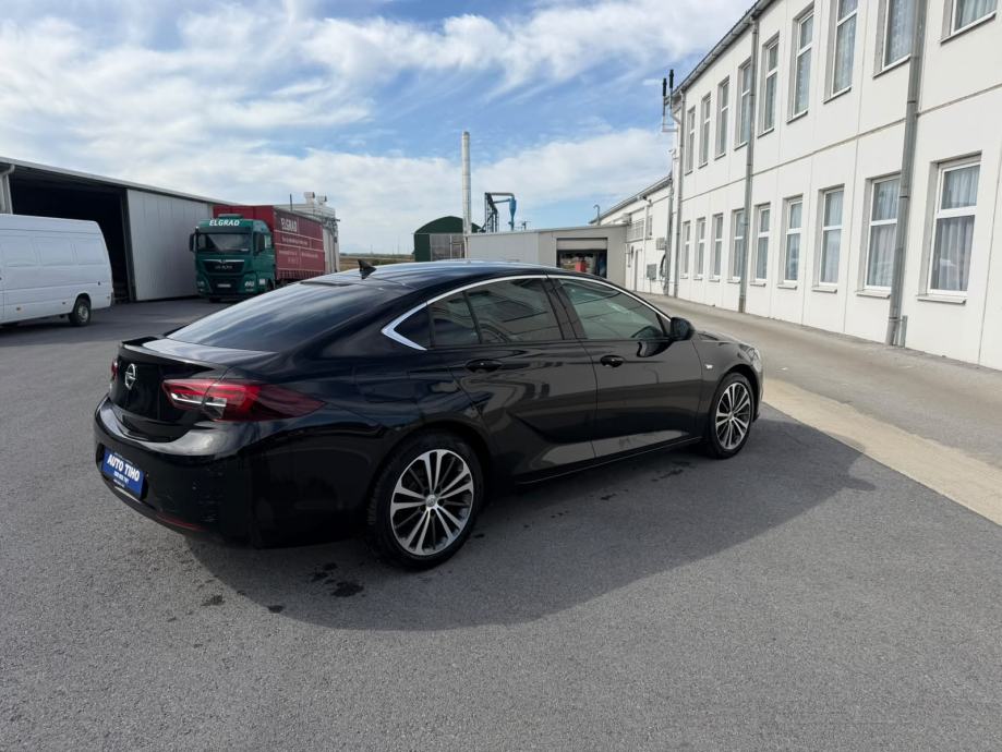 Opel Insignia 1,6 CDTI, fotografija 3