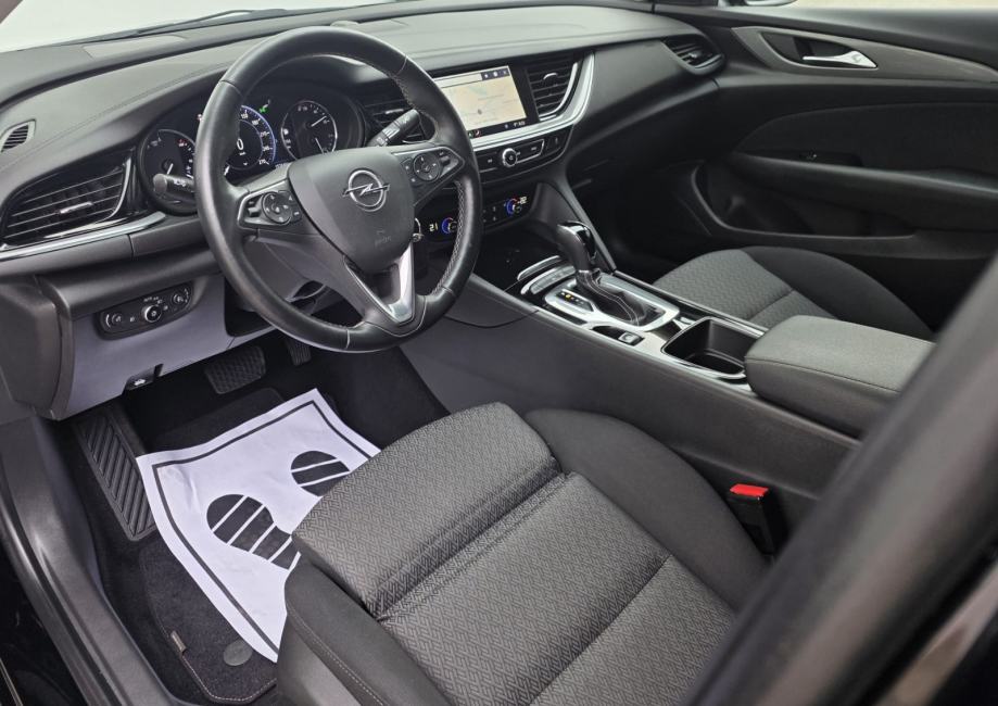 Opel Insignia 1,6 CDTI * VIRTUAL COCKPIT * RADAR * NAVIGAVIJA *, fotografija 13