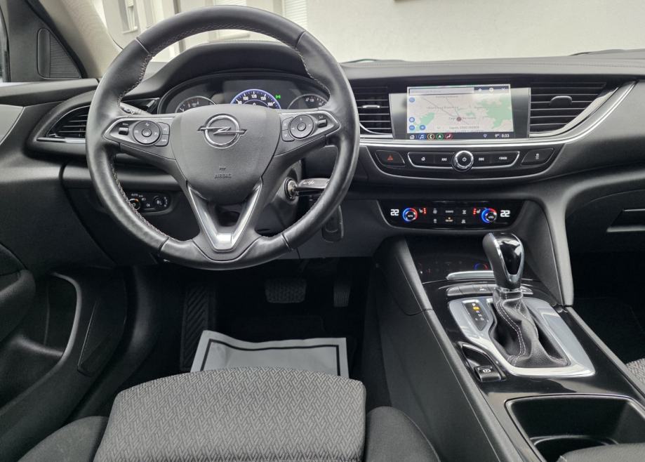 Opel Insignia 1,6 CDTI * VIRTUAL COCKPIT * RADAR * NAVIGAVIJA *, fotografija 12
