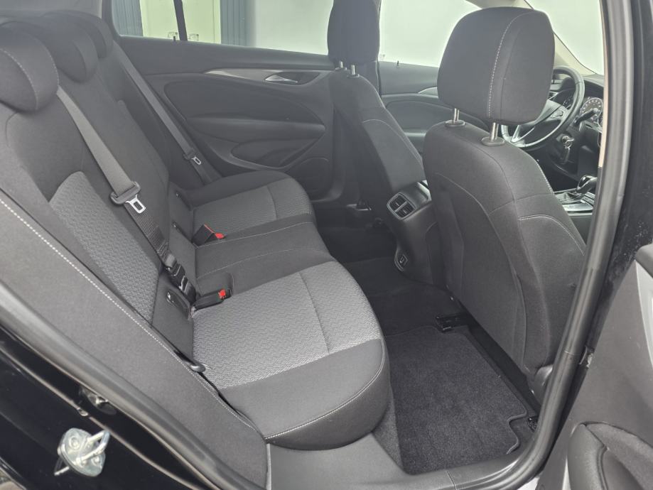 Opel Insignia 1,6 CDTI * VIRTUAL COCKPIT * RADAR * NAVIGAVIJA *, fotografija 17