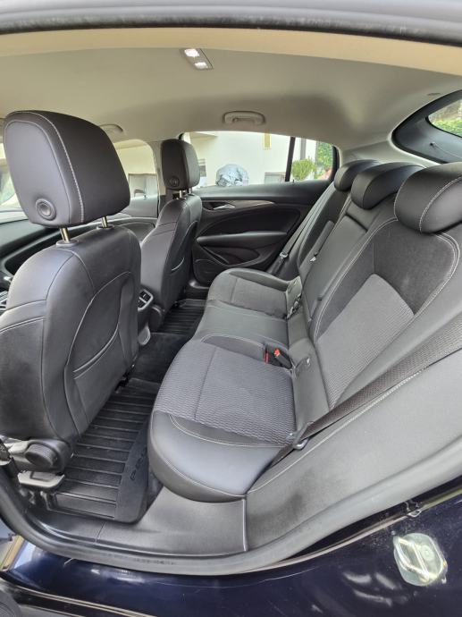 Opel Insignia 1,6 Turbo, fotografija 13