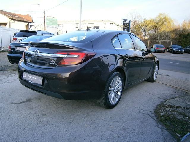 Opel insignia bose
