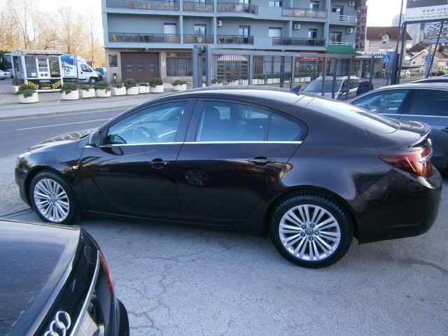 Opel insignia bose