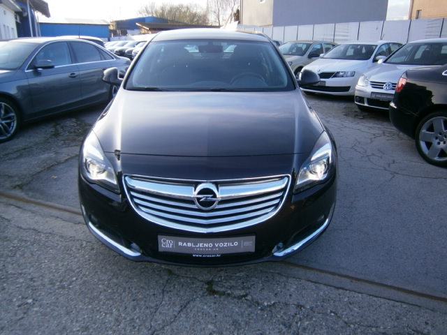 Opel insignia bose