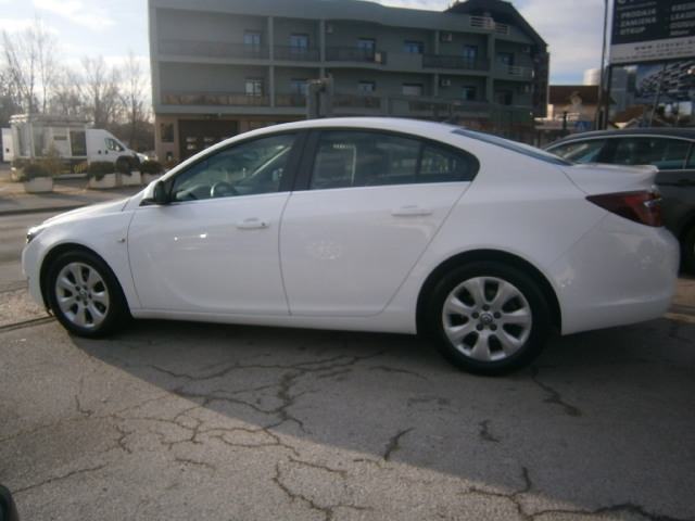 Opel insignia bose