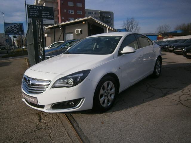 Opel insignia bose