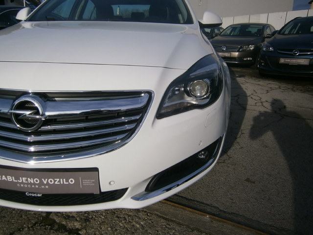 Opel insignia bose