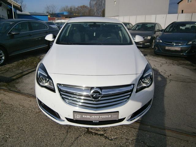Opel insignia bose