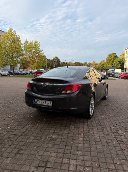 Opel Insignia 2.0 CDTI 96 kW, fotografija 3