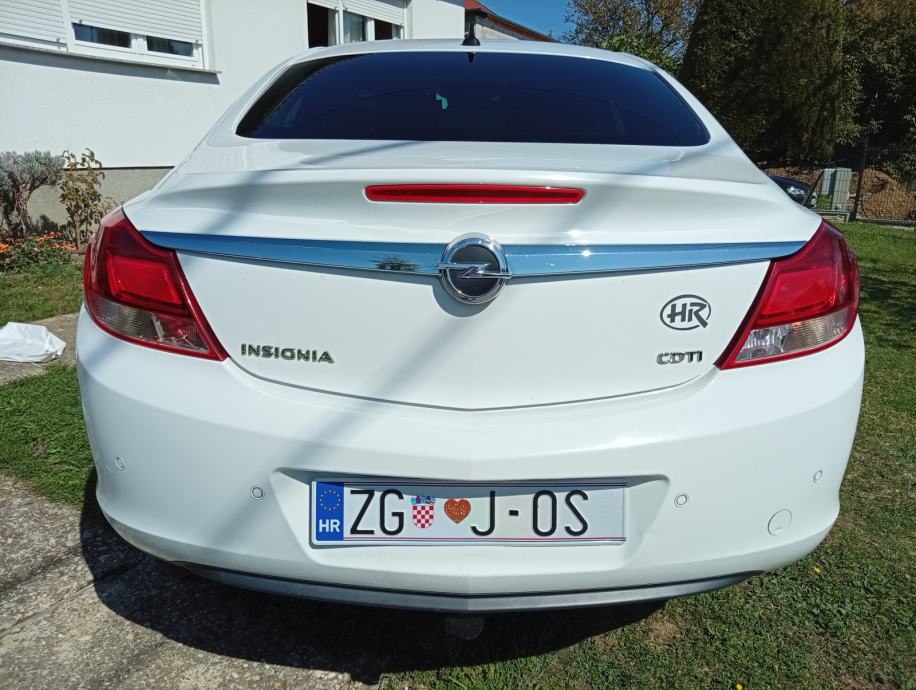 Opel Insignia 2,0 CDTI automatik - 5499 eura, fotografija 19