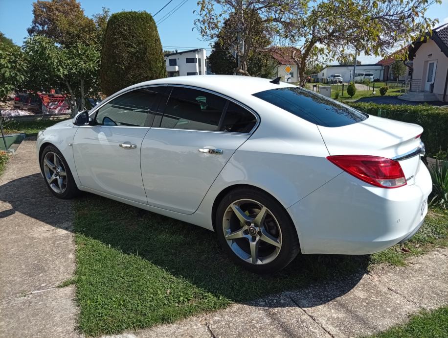 Opel Insignia 2,0 CDTI automatik - 5499 eura, fotografija 5