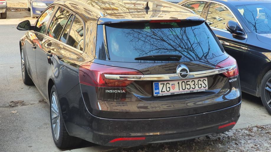 Opel insignia bose