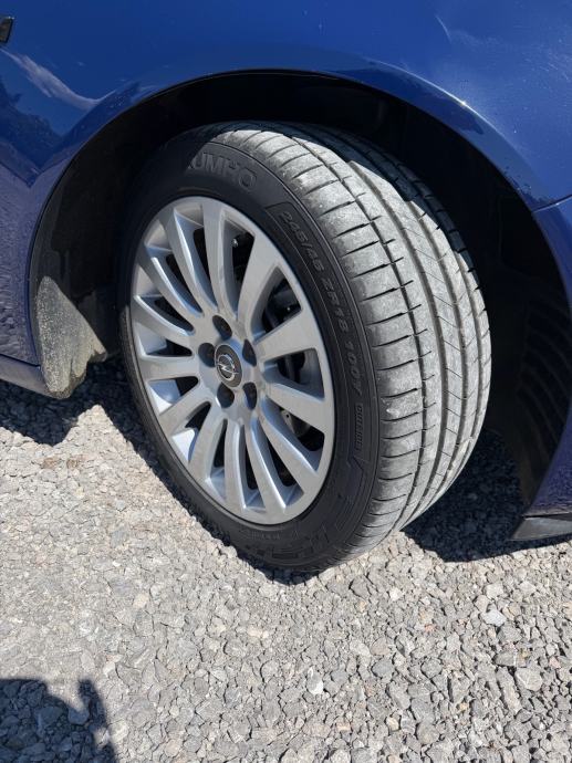 Opel Insignia 2,0 CDTI, fotografija 8