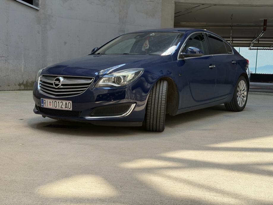 Opel Insignia 2,0 CDTI, fotografija 2