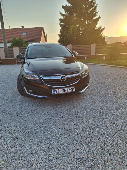 Opel Insignia 2,0 CDTI, fotografija 7