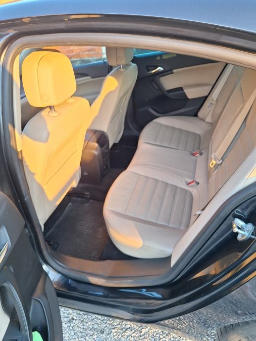 Opel Insignia 2,0 CDTI, fotografija 10