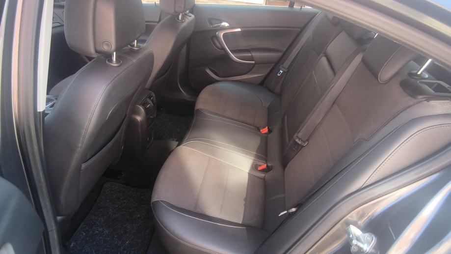 Opel Insignia 2,0 CDTI, fotografija 10
