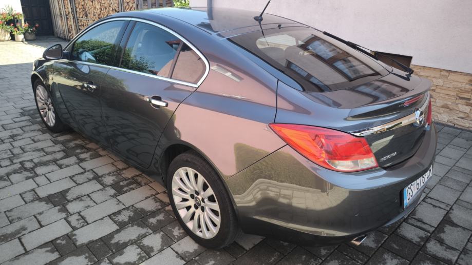 Opel Insignia 2,0 CDTI, fotografija 6