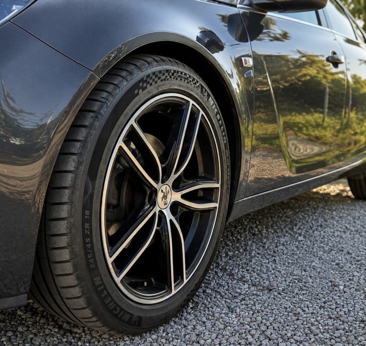 Opel Insignia 2,0 CDTI, fotografija 5