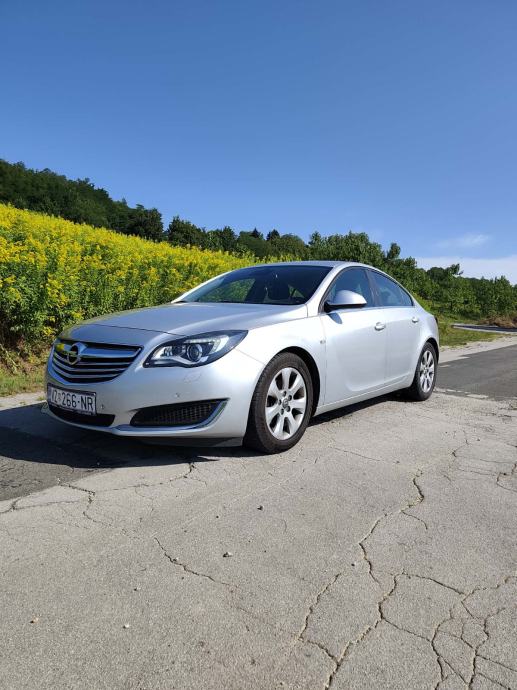 Opel Insignia 2,0 CDTI, fotografija 2