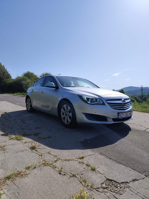 Opel Insignia 2,0 CDTI, fotografija 6