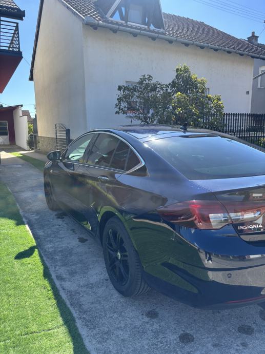 Opel Insignia 2,0 CDTI, fotografija 6