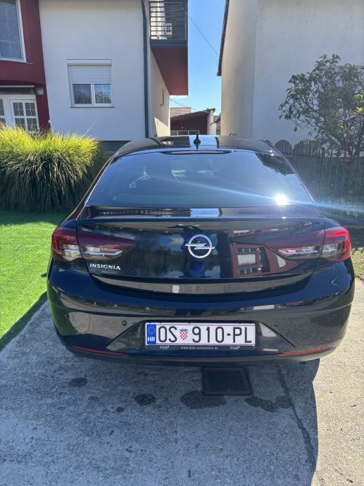 Opel Insignia 2,0 CDTI, fotografija 5
