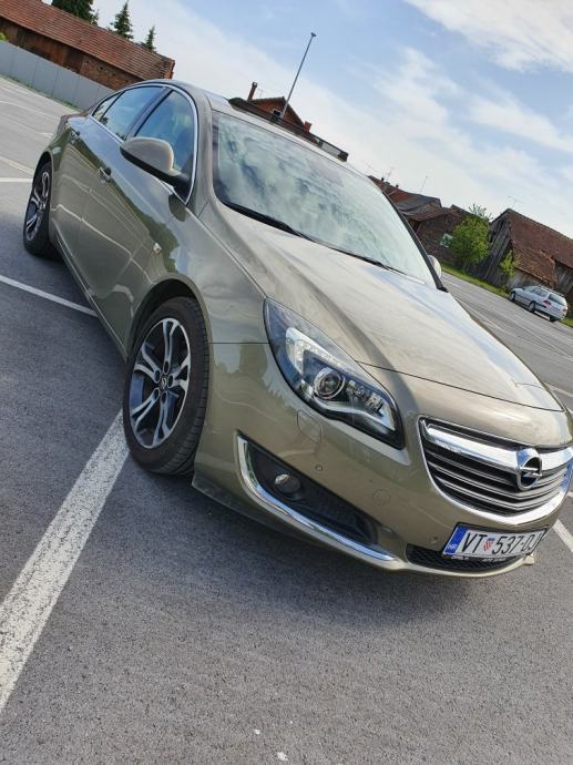 Opel insignia bose