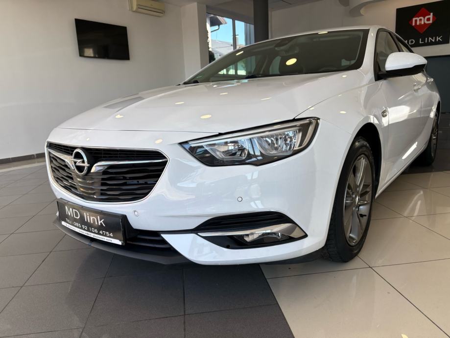 Opel Insignia Grand Sport 1,6 CDTI, fotografija 14