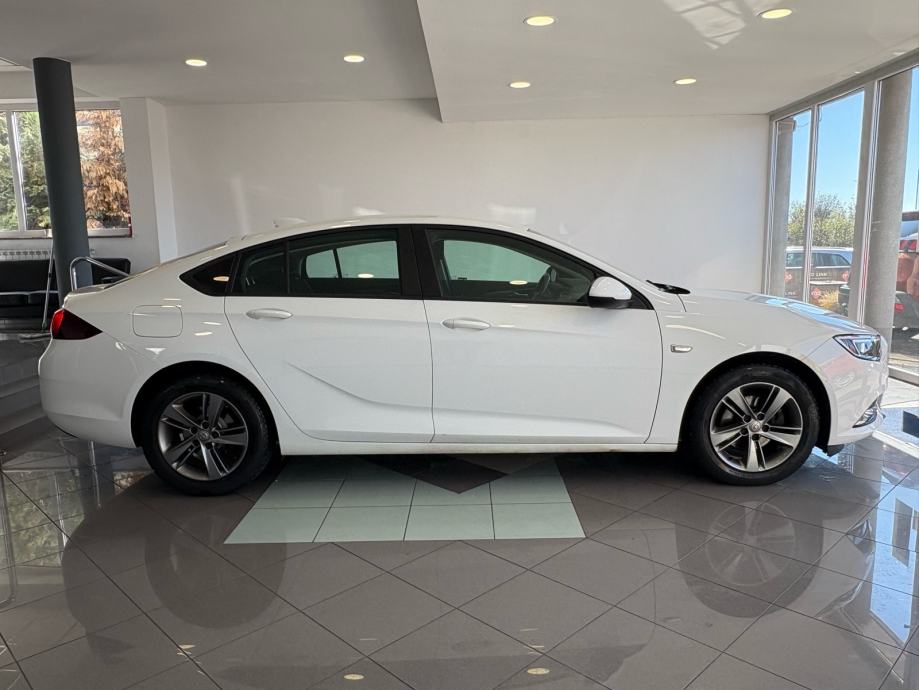 Opel Insignia Grand Sport 1,6 CDTI, fotografija 7
