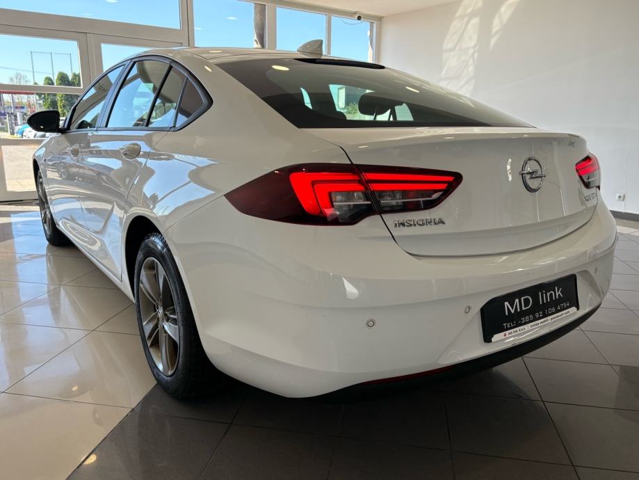 Opel Insignia Grand Sport 1,6 CDTI, fotografija 4