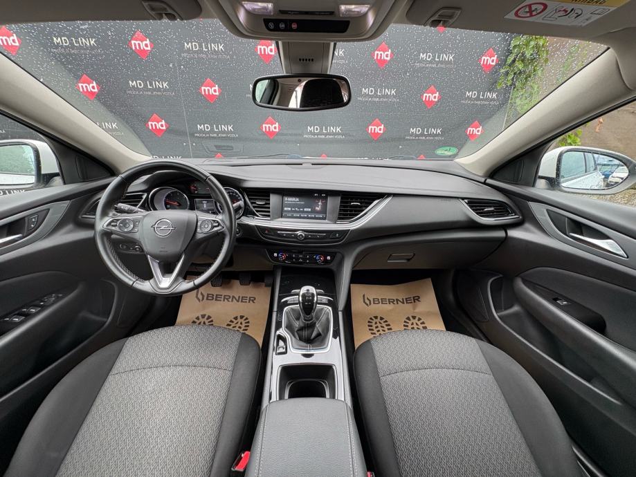 Opel Insignia Grand Sport 1,6 CDTI, fotografija 10