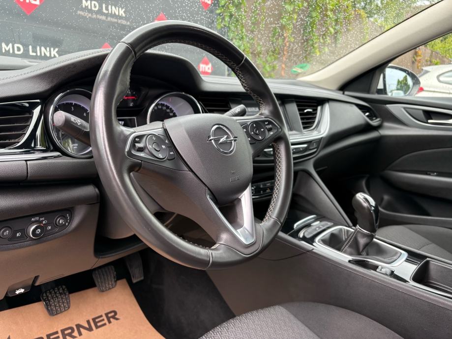 Opel Insignia Grand Sport 1,6 CDTI, fotografija 9