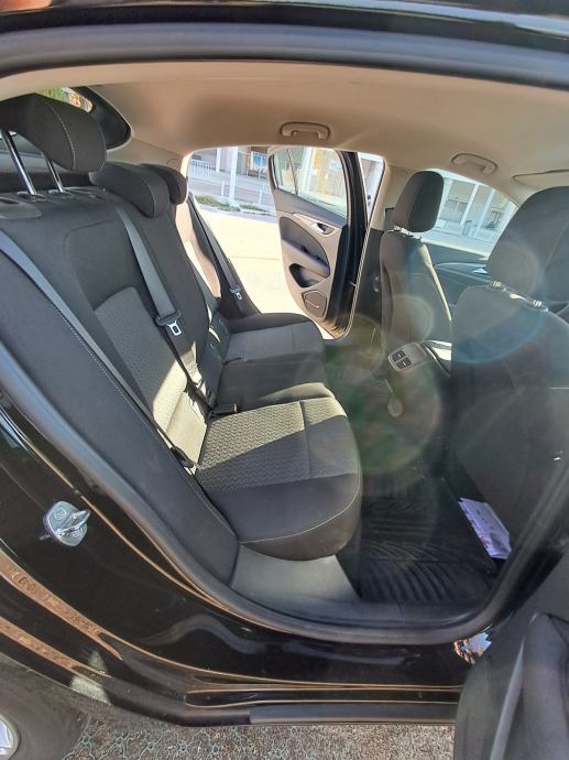 Opel Insignia Grand Sport Edition 1.5 AT6, fotografija 11