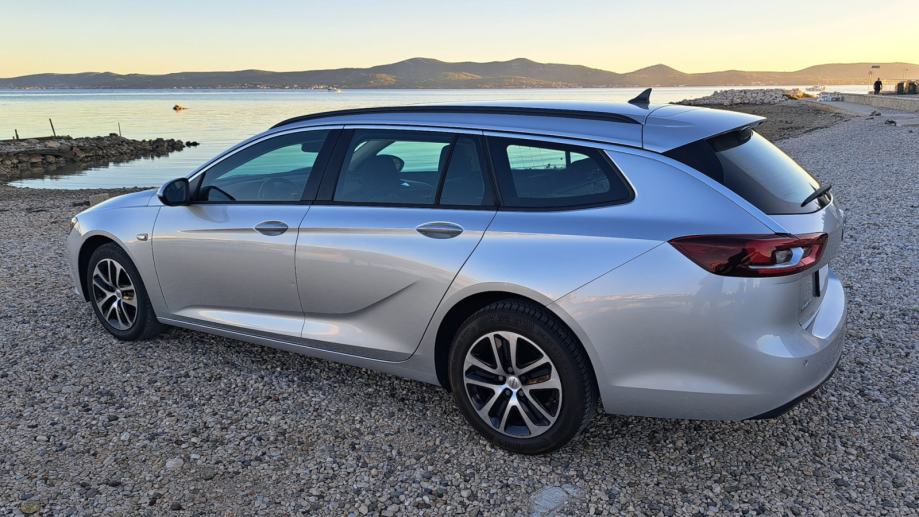 Opel Insignia Karavan 1,6 CDTI ⭐️KOMPLET SERVIS⭐️Stanje10/10, fotografija 13