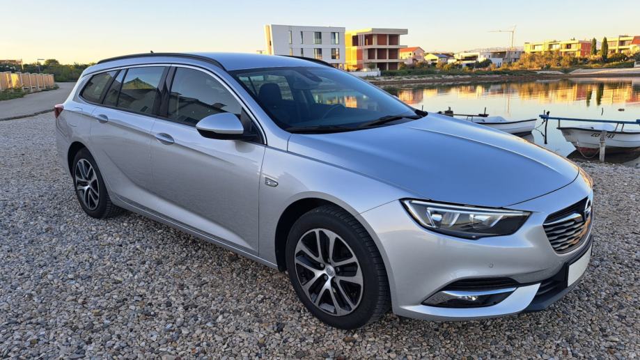 Opel Insignia Karavan 1,6 CDTI ⭐️KOMPLET SERVIS⭐️Stanje10/10, fotografija 2