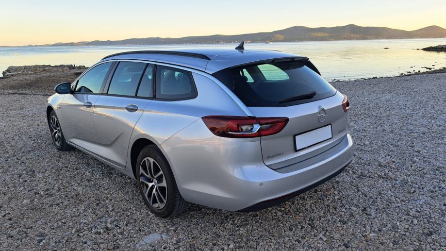 Opel Insignia Karavan 1,6 CDTI ⭐️KOMPLET SERVIS⭐️Stanje10/10, fotografija 16