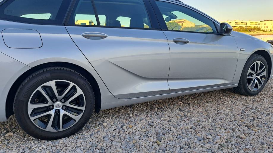 Opel Insignia Karavan 1,6 CDTI ⭐️KOMPLET SERVIS⭐️Stanje10/10, fotografija 20