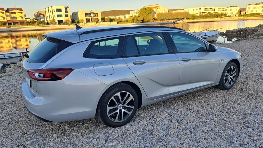 Opel Insignia Karavan 1,6 CDTI ⭐️KOMPLET SERVIS⭐️Stanje10/10, fotografija 5