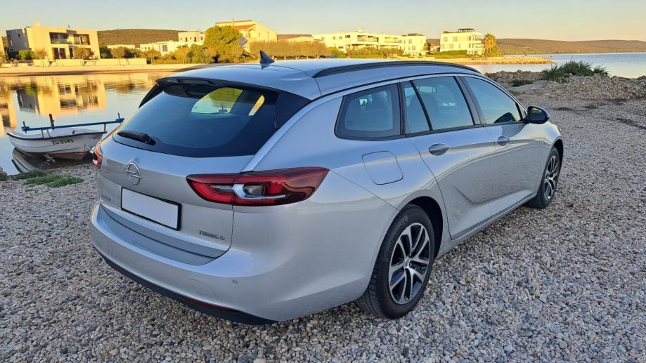 Opel Insignia Karavan 1,6 CDTI ⭐️KOMPLET SERVIS⭐️Stanje10/10, fotografija 4