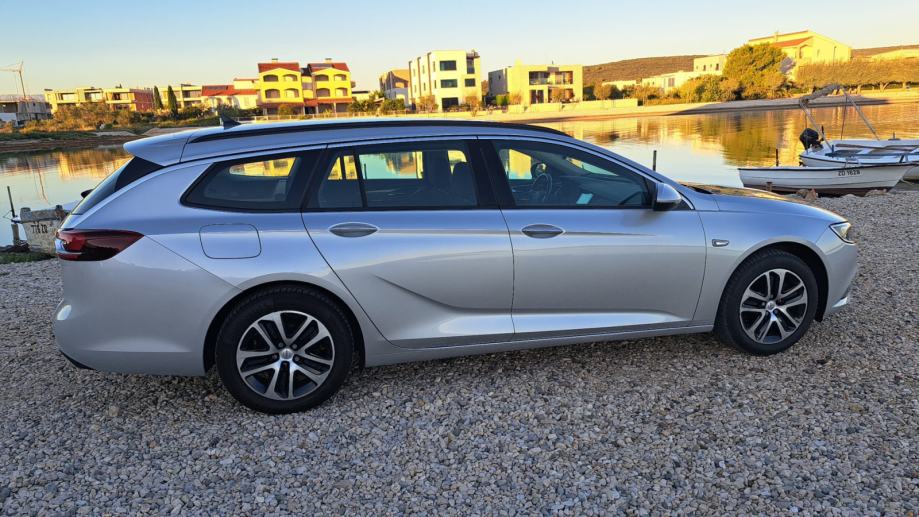 Opel Insignia Karavan 1,6 CDTI ⭐️KOMPLET SERVIS⭐️Stanje10/10, fotografija 8